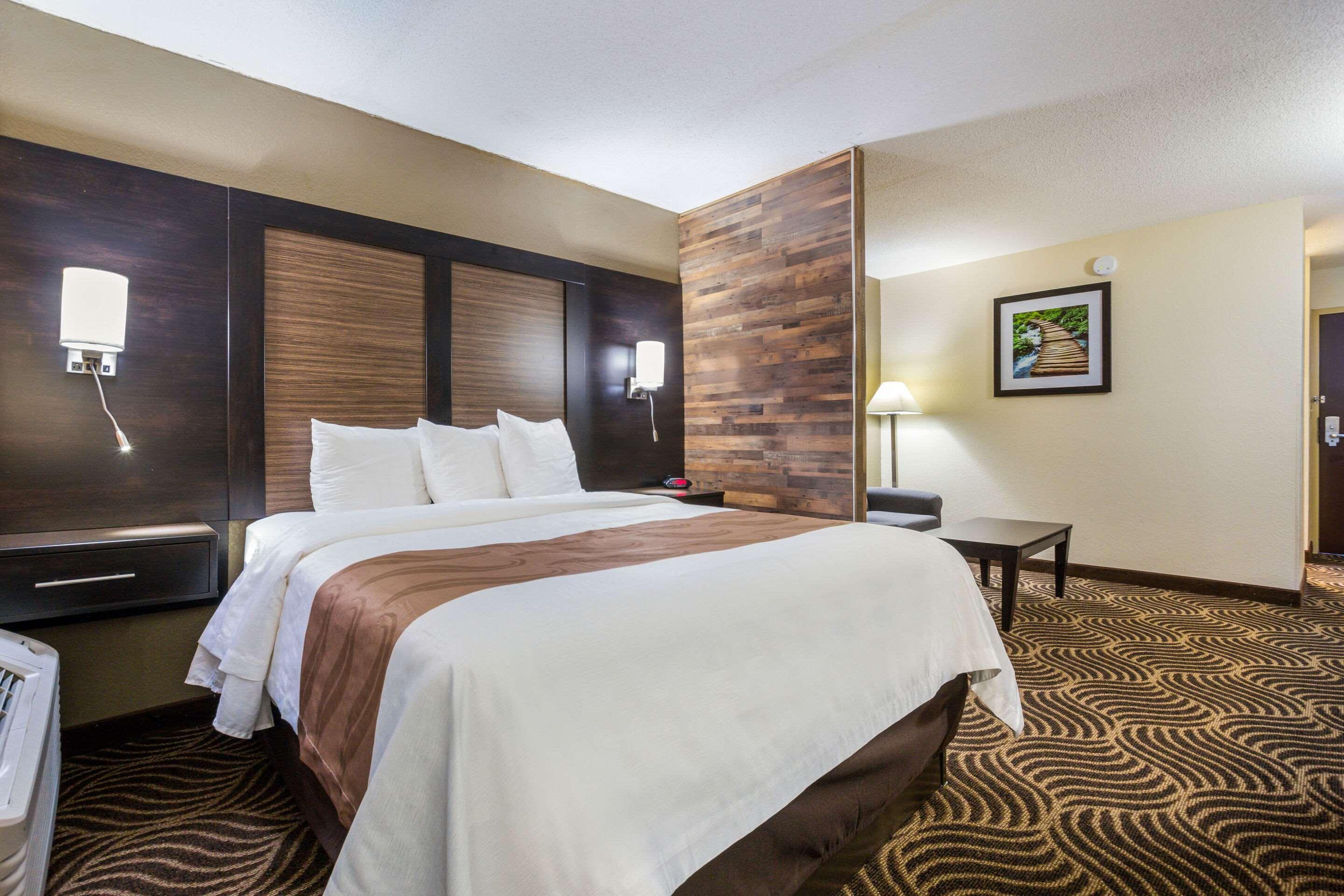 Quality Inn & Suites Florence - Cincinnati South Dış mekan fotoğraf