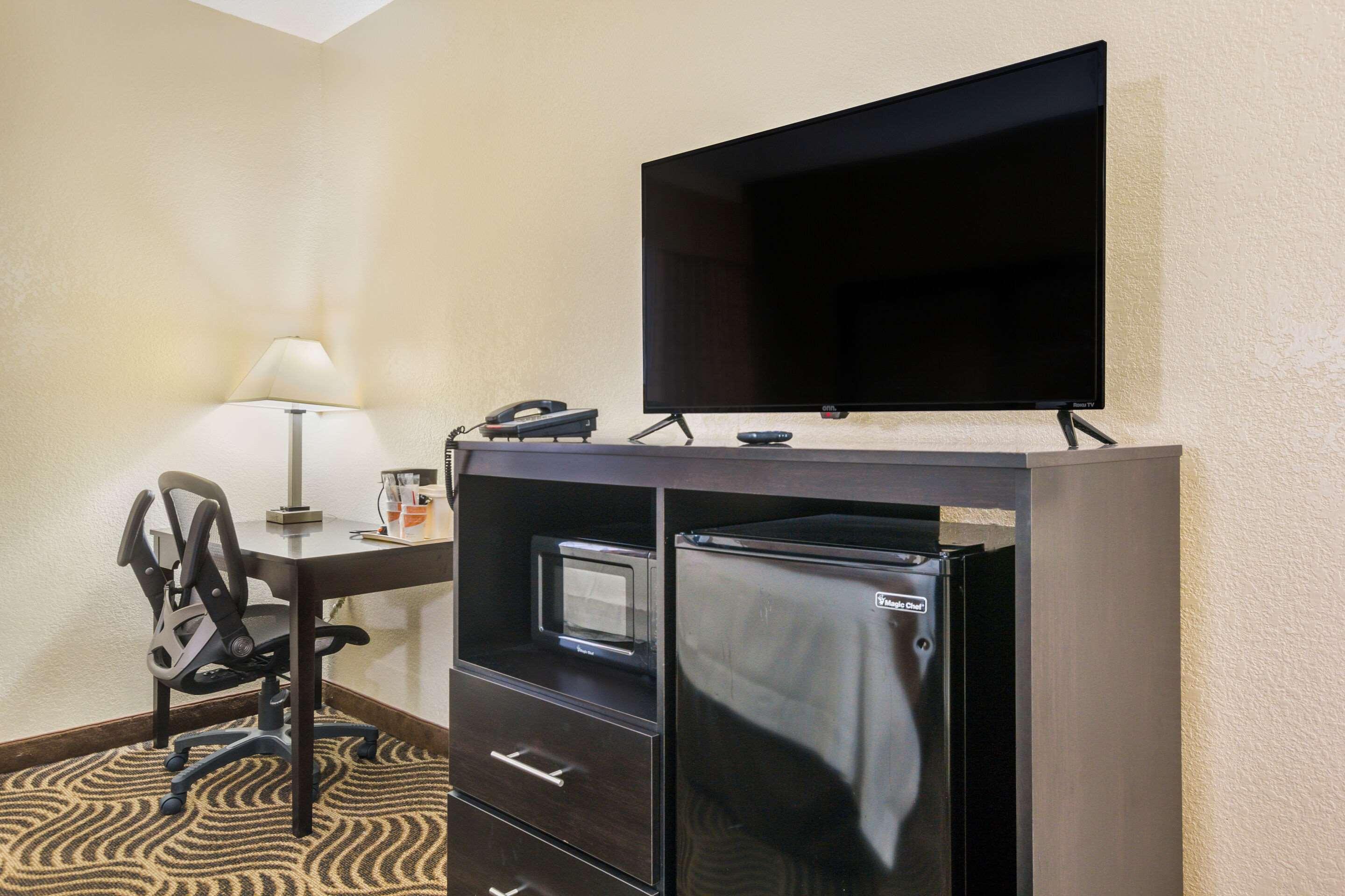 Quality Inn & Suites Florence - Cincinnati South Dış mekan fotoğraf