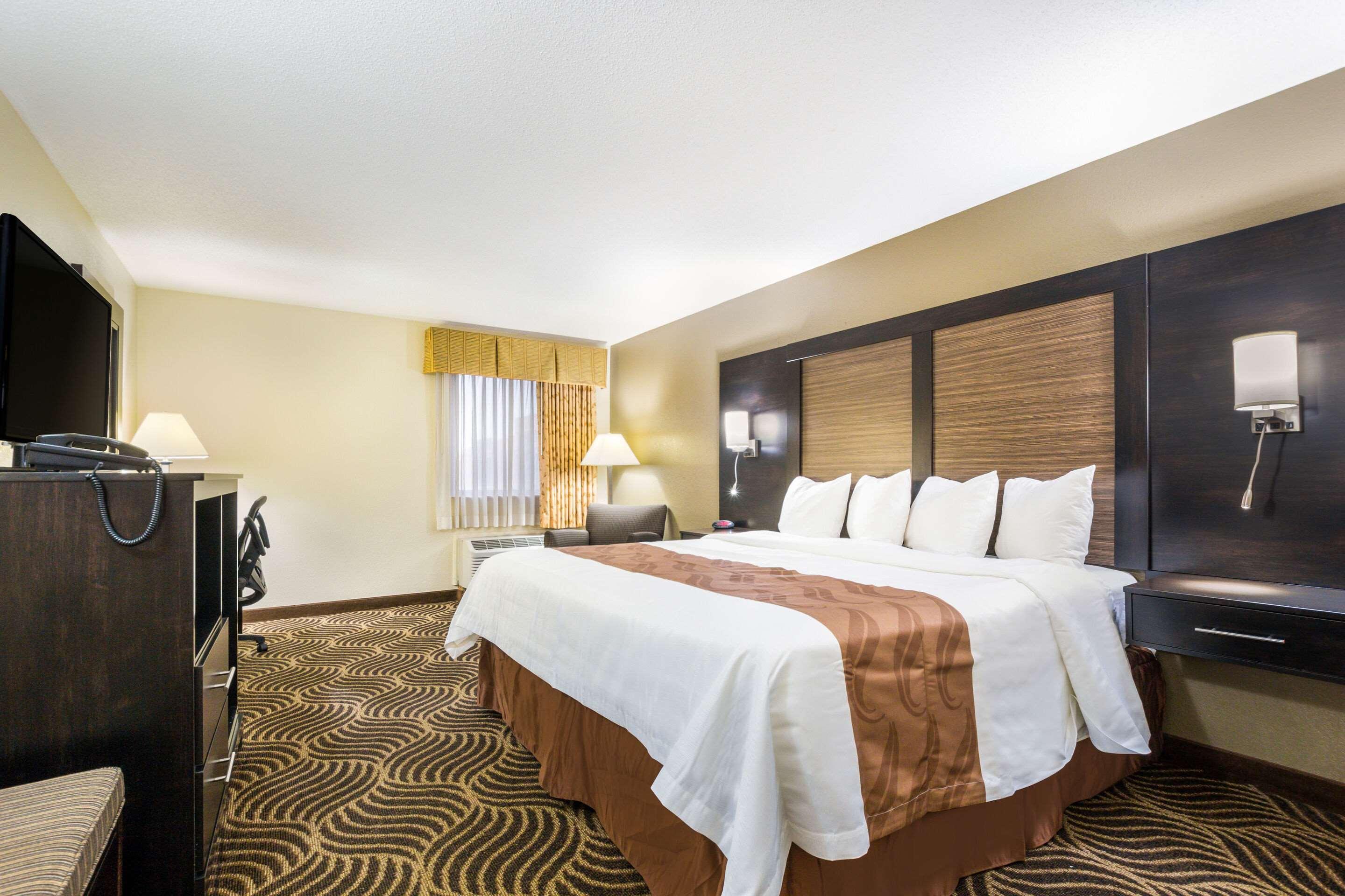 Quality Inn & Suites Florence - Cincinnati South Dış mekan fotoğraf