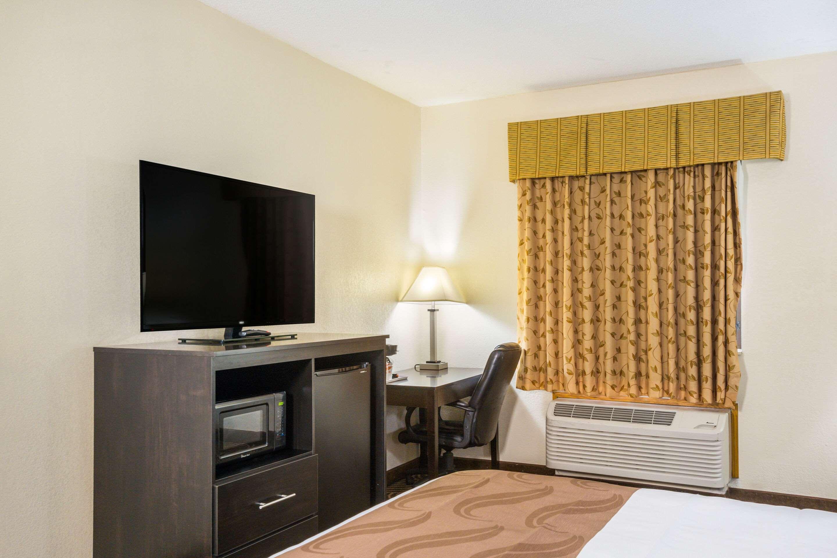 Quality Inn & Suites Florence - Cincinnati South Dış mekan fotoğraf