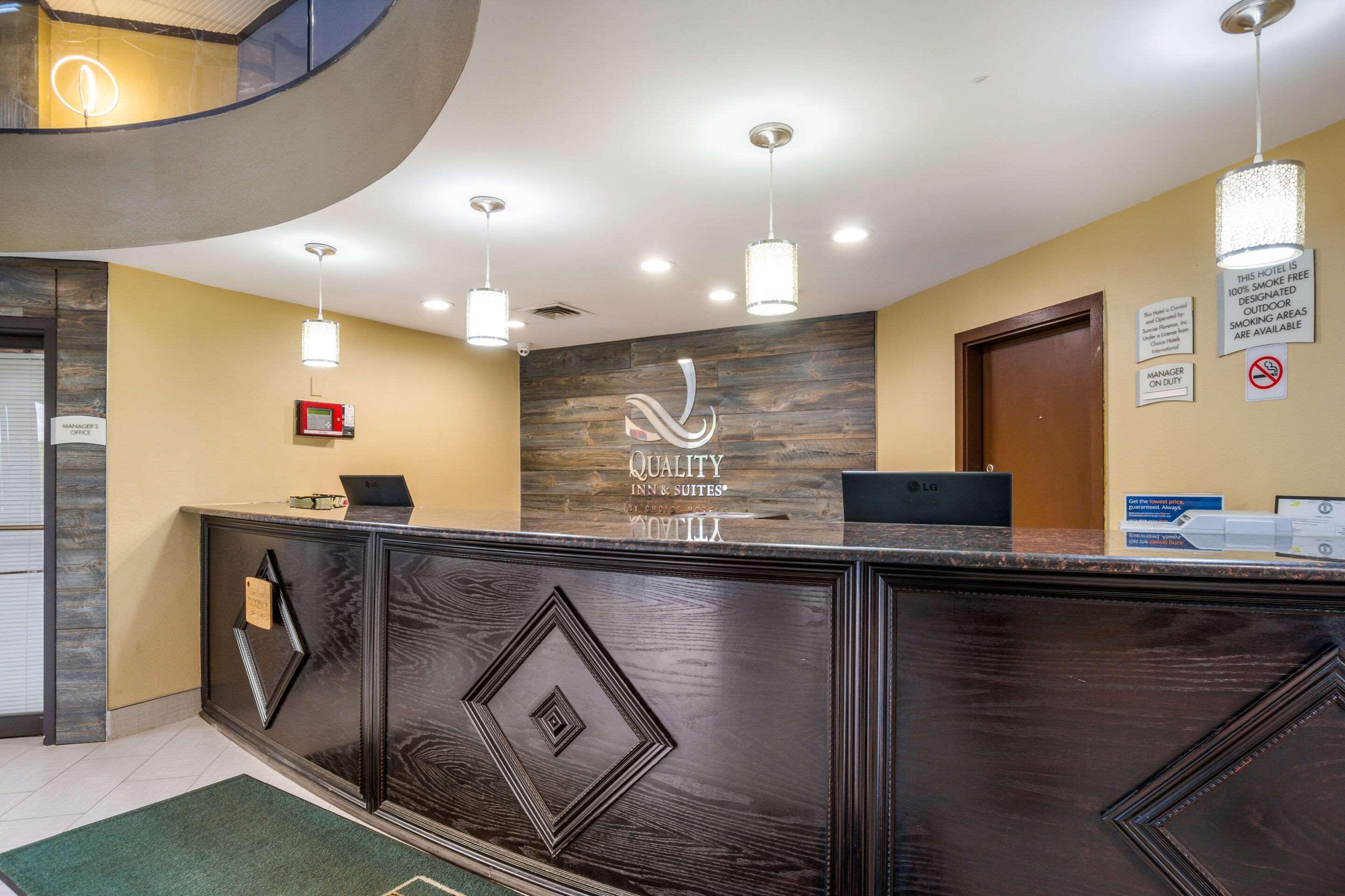 Quality Inn & Suites Florence - Cincinnati South Dış mekan fotoğraf