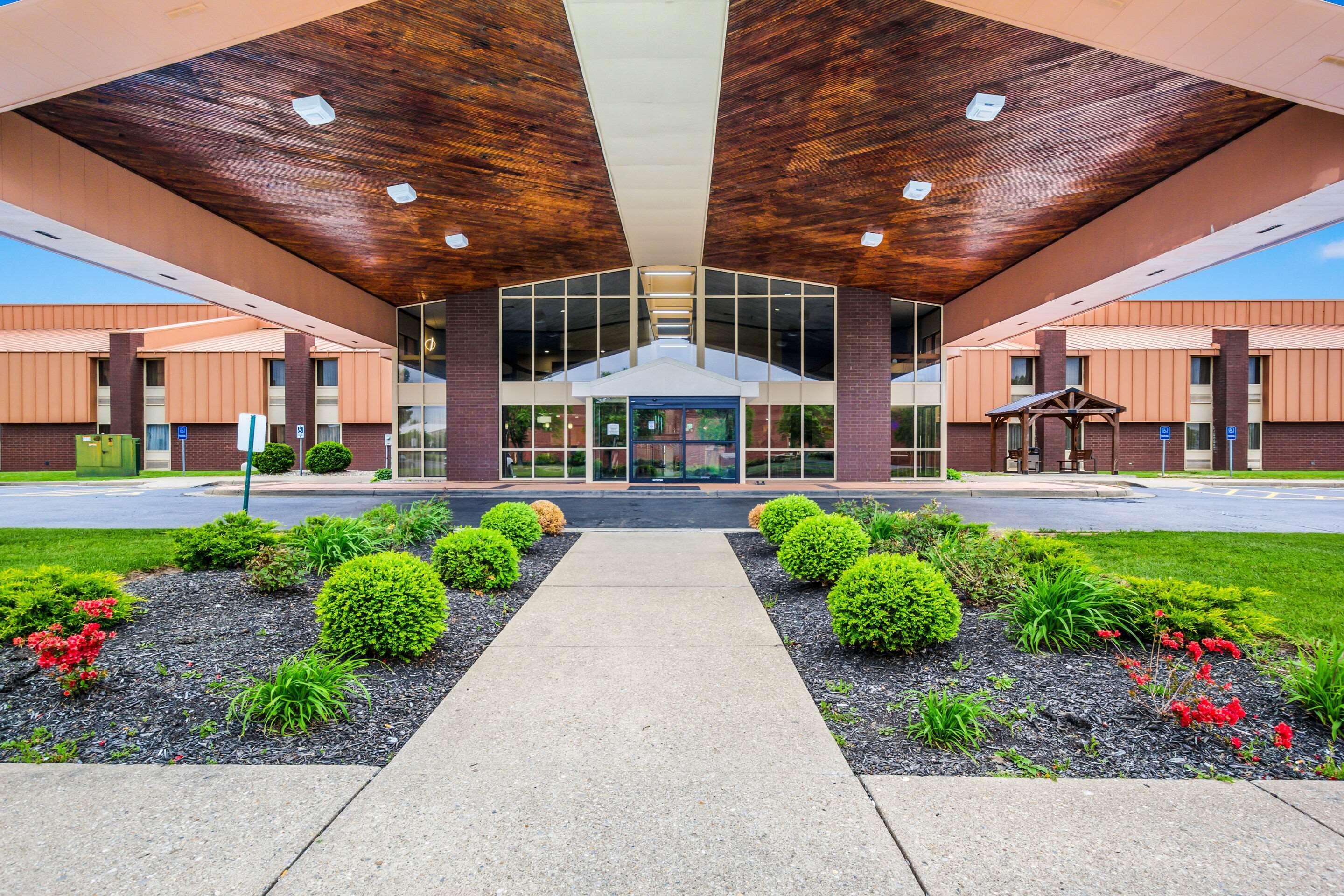 Quality Inn & Suites Florence - Cincinnati South Dış mekan fotoğraf