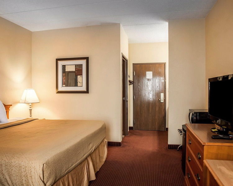 Quality Inn & Suites Florence - Cincinnati South Dış mekan fotoğraf